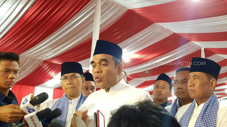 Prabowo Kampanye Perdana Kunjungi Ulama di Jabar dan Banten