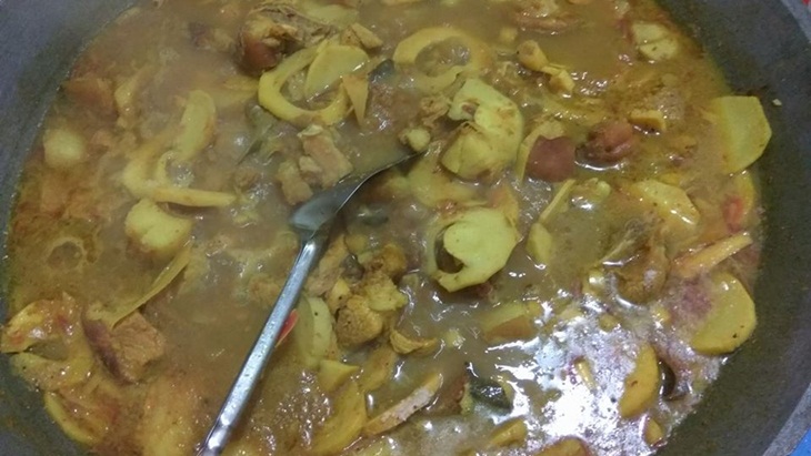 Gantalan Khas Batak, Olahan Kulit Sapi Plus Rebung yang Maknyus