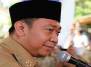 Bupati Lampung Utara Bungkam Saat Tiba di Gedung KPK