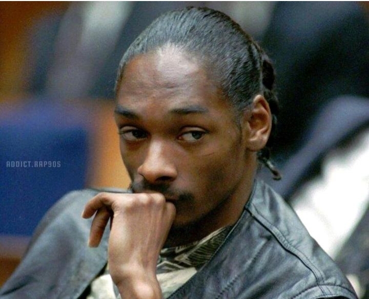 Rapper Snoop Dogg Kenang Tupac Shakur 