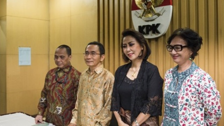 Ketua Tim Pansel Capim KPK Yenti Ganarsih (kedua dari kanan) (Foto: antaranews)