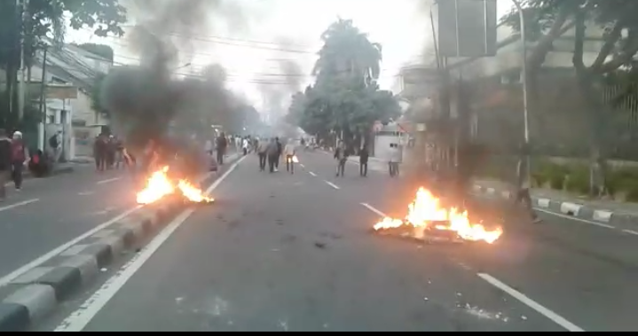 Kerusuhan di tanah abang. Foto: MP/Kanugrahan