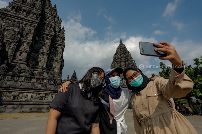 Mengunjungi Candi Prambanan dengan Protokol Kesehatan Covid-19