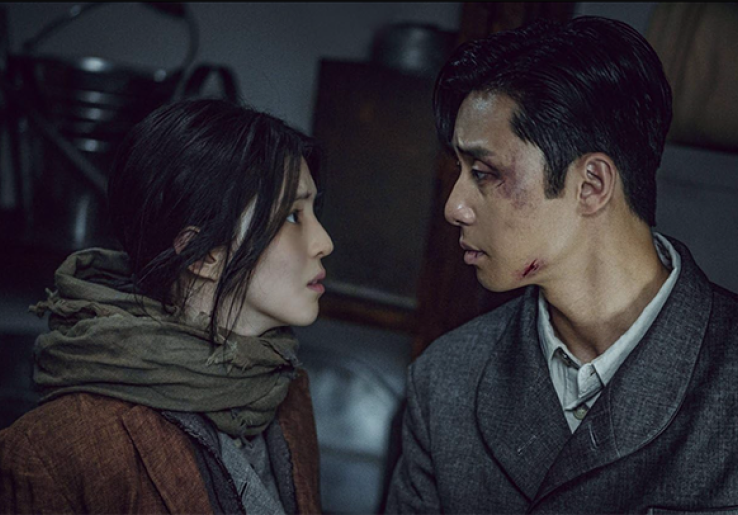 Park Seo-joon dan Han So-hee Ungkap Beratnya Syuting 'Gyeongseong Creature'