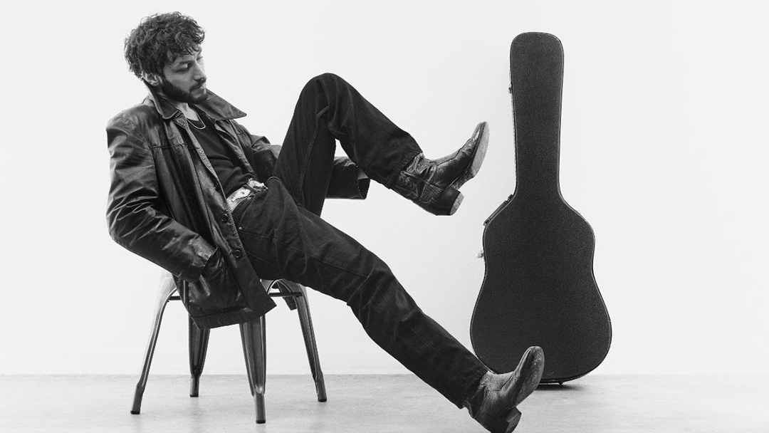 Chris LaRocca Jadi ‘Normal Guy’, Kisah tak PD saat Jatuh Cinta