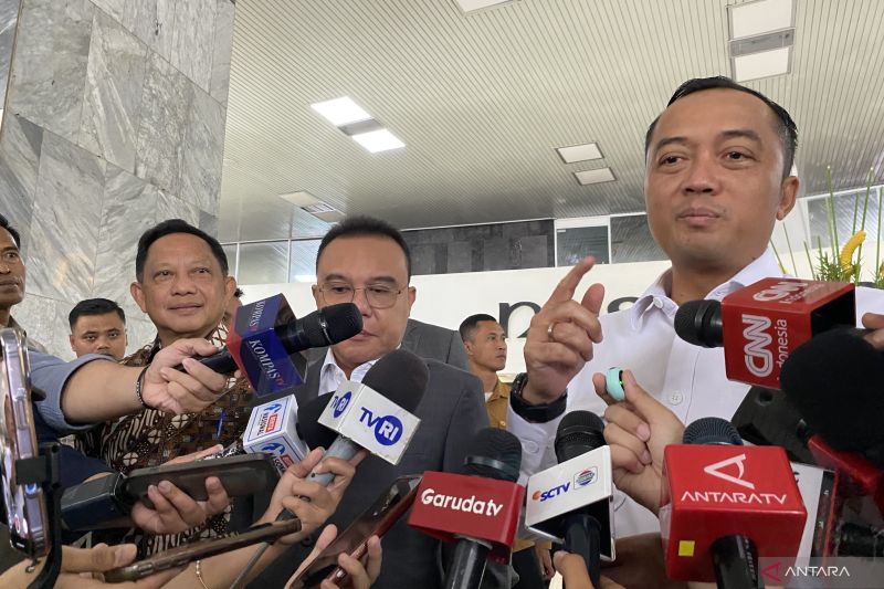 Universitas Republik Indonesia Dipersiapkan Seperti Institut National du Service Public