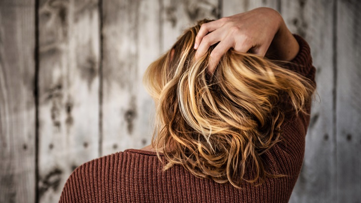 Sampo Kering Habis? 4 Alternatif Ini Ampuh Mengatasi Rambut Berminyak