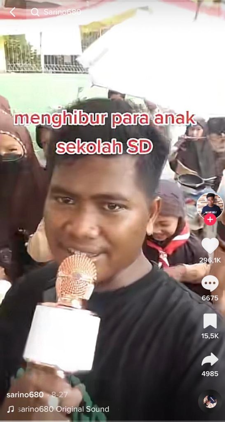 Lagu 'Dir Dur Daeng' Bikin Jualan Sarino Jadi Sukses