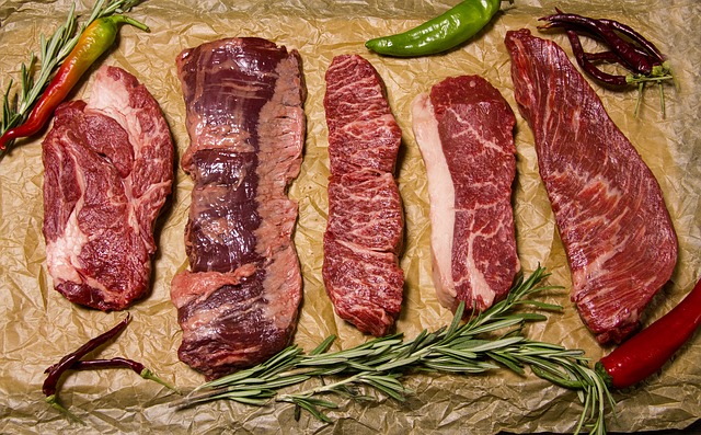 Tips Mengolah Daging untuk Membuat Steak Empuk Layaknya Koki Profesional