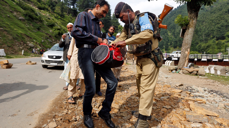 Penembakan di Kashmir, Empat Tentara Pakistan Tewas