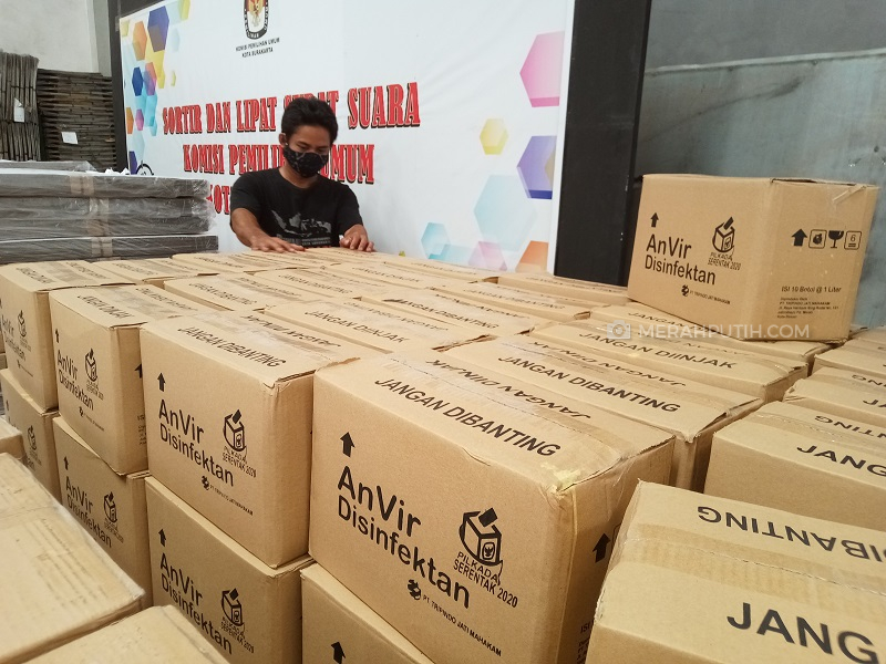 KPU Pastikan APD Diterima Semua TPS Pilkada