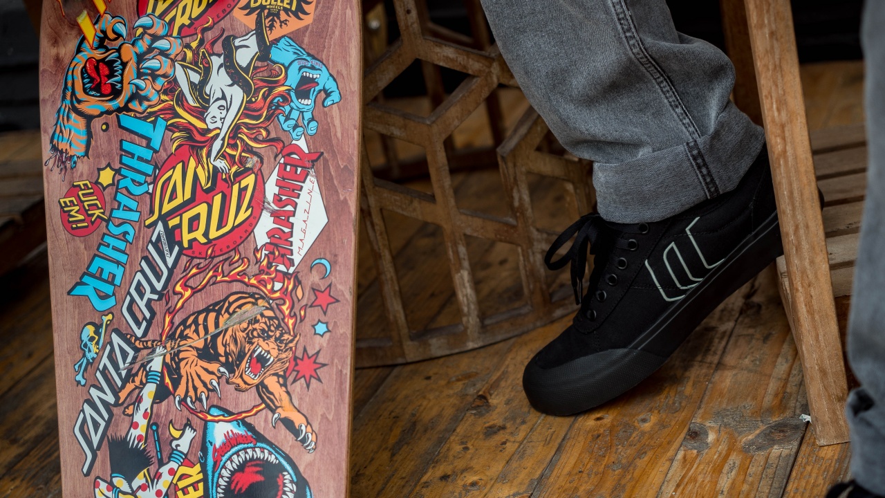 Gandeng Shaggydog, Dogle Rilis Sepatu Limited Edition Seri Sayidan