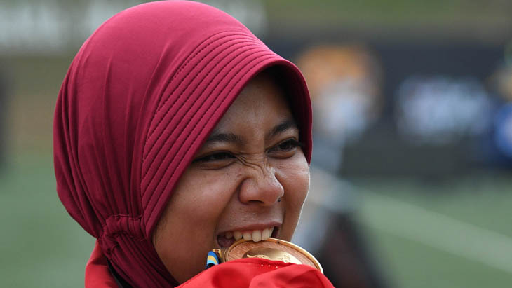 Pemanah Sri Ranti Persembahkan Emas untuk Aisyana. Siapa Dia? 