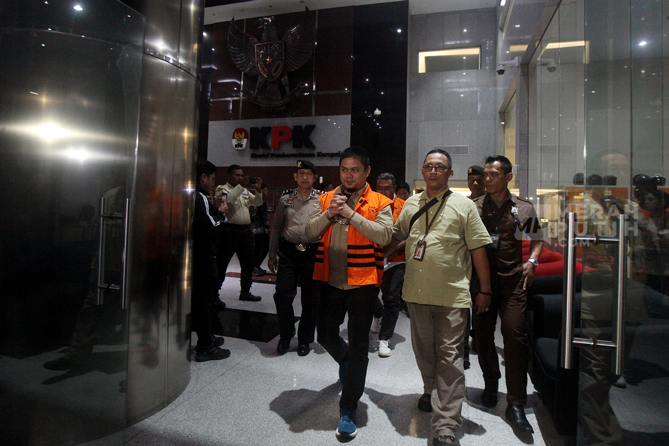 Bupati Kolaka Timur Abdul Azis Diterapkan Jadi Tersangka Suap Proyek RSUD, Begini Alur Pemberian Duit Suap
