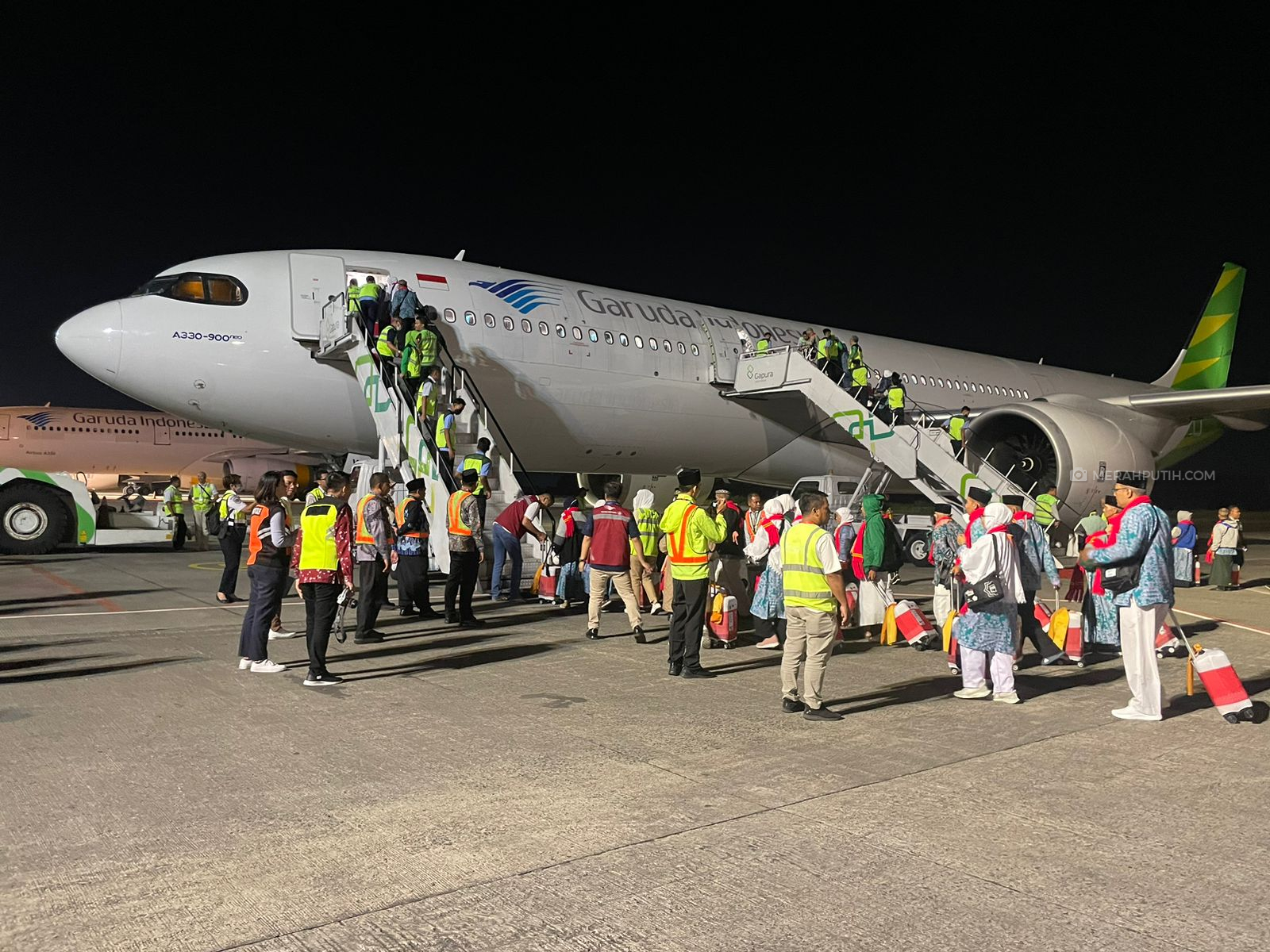 Penerbangan Haji di Bandara Adi Soemarmo Naik 117 Persen