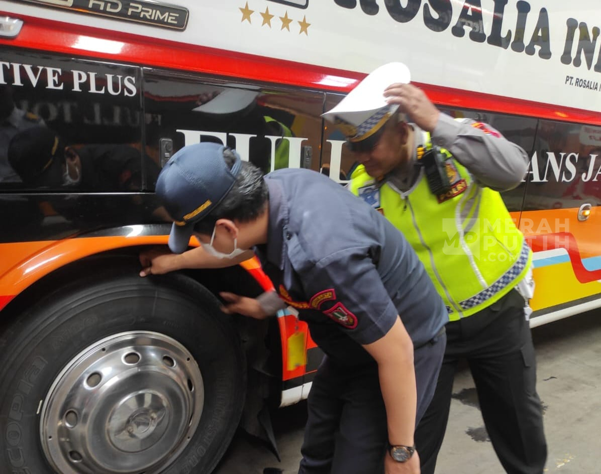 Inspeksi Bus Mudik, Dishub Solo Temukan Kendaraan tak Laik Jalan 