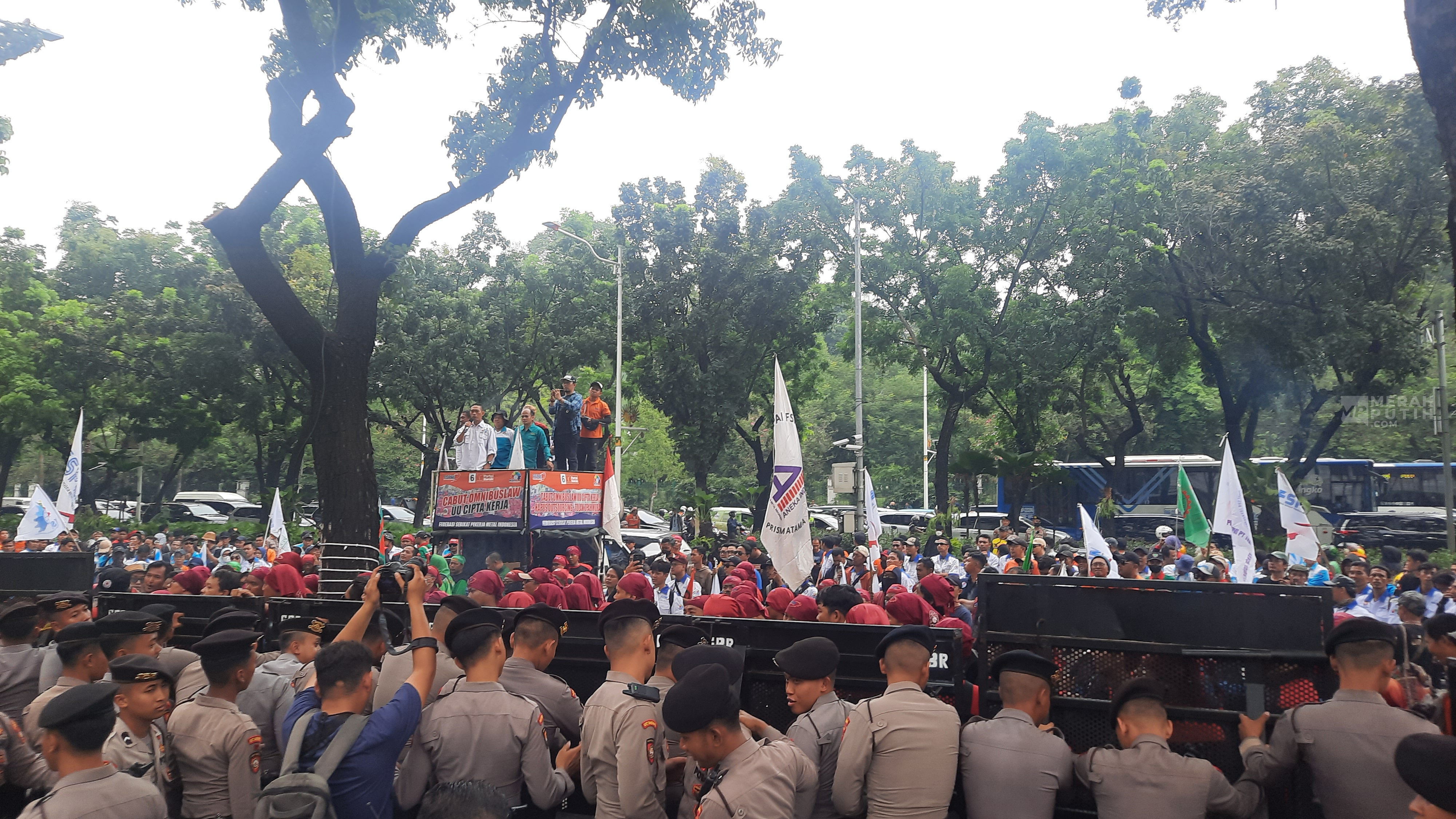 Serikat Buruh Sepakat Permenaker Upah Minimum Dibahas Hati-Hati