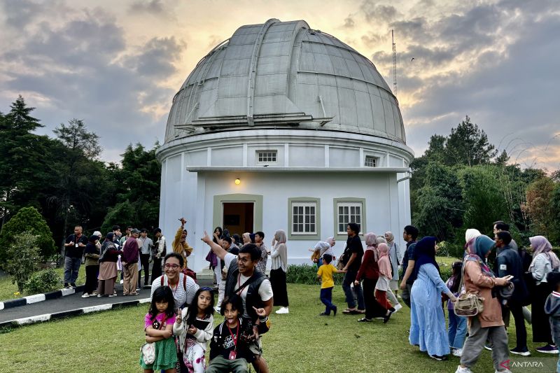 Bosscha ITB Kembali Buka Kunjungan Malam Hari Setelah 4 Tahun Vakum