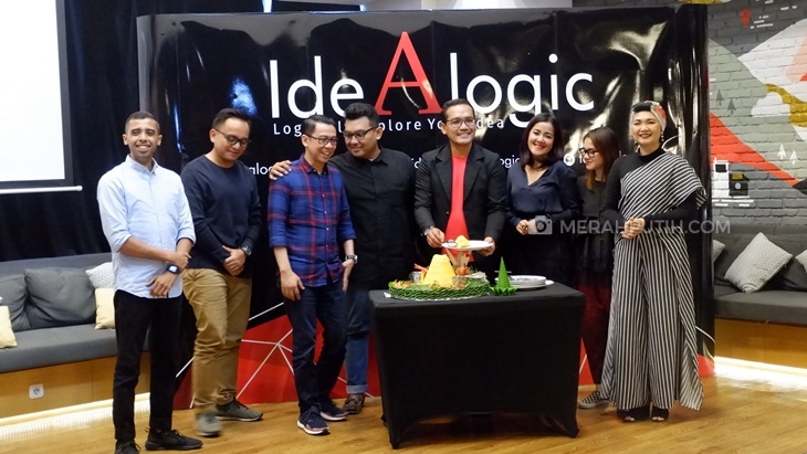  Melatih Kemampuan 'Public Speaking' bersama IdeAlogic