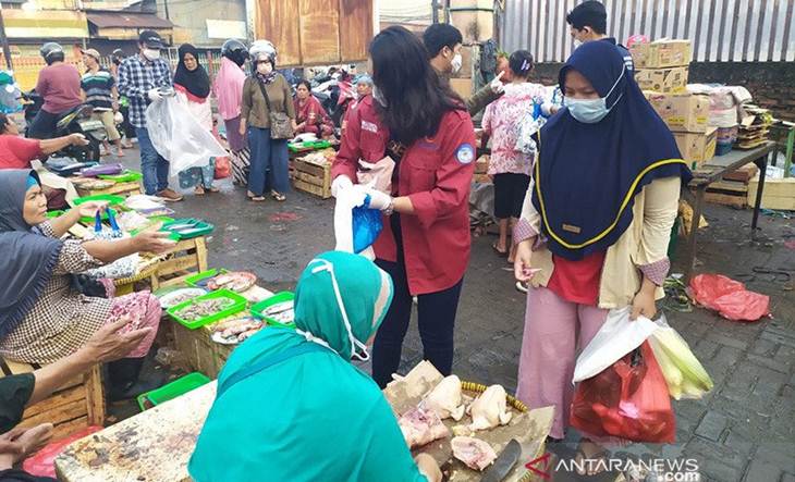 Anies Janji Distribusikan Masker Gratis ke Warga DKI