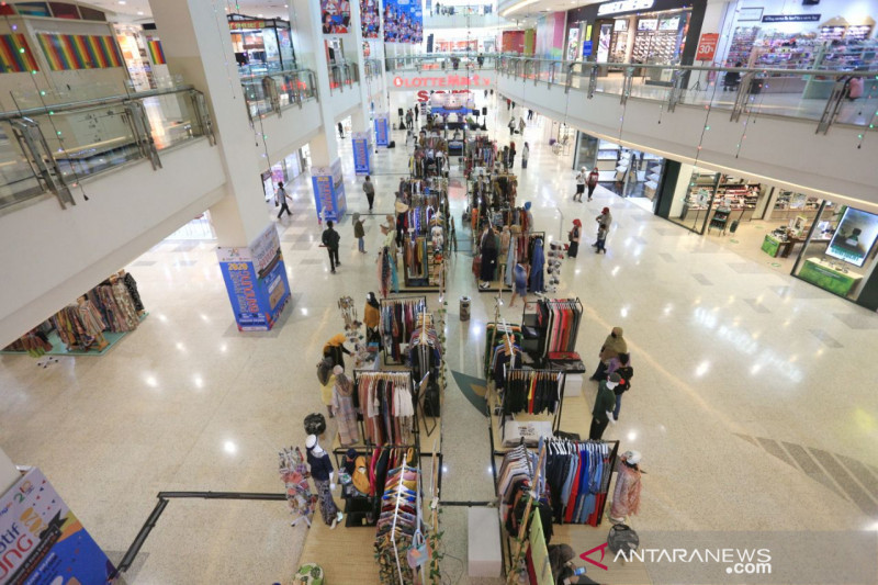 Pusat Perbelanjaan. (Foto: Antara)