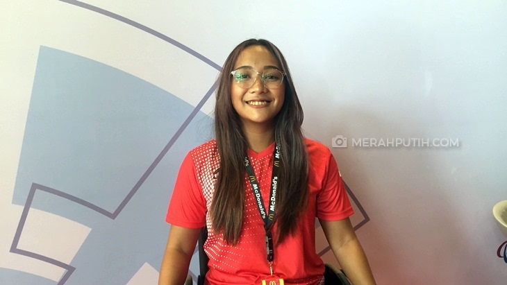 Semangat Baja Atlet Renang Difabel Laura Dinda 