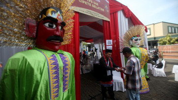 Mengintip TPS 046 Bertema Betawi Berhias Ondel-ondel Ramaikan Pilkada 2024
