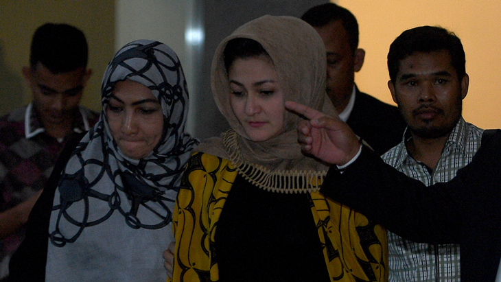 Setya Novanto Dijenguk Sang Istri