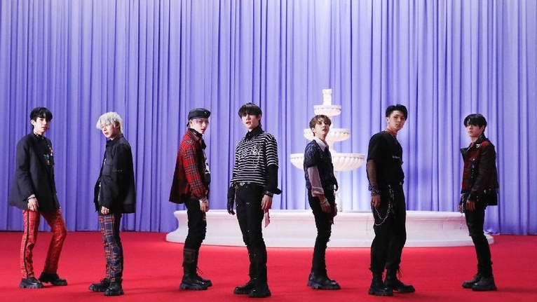 Makna Lirik Lagu 'Drunk-Dazed' ENHYPEN: Euforia Kesuksesan yang Membingungkan