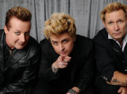 Kejutkan Komuter New York, Green Day Ngamen di Stasiun Kereta Bawah Tanah