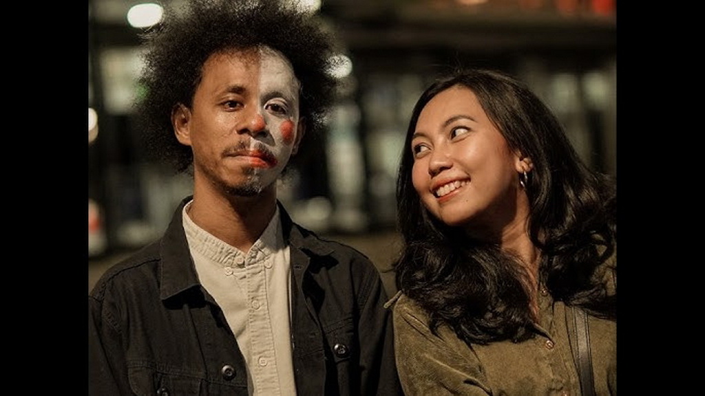 Lirik Penuh Emosi, ini Kisah di Balik Lagu 'Sang Badut' Raim Laode