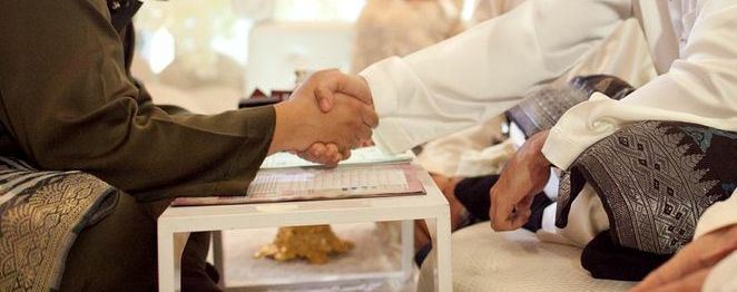 Video Kocak Dua Pria Kebelet Kawin