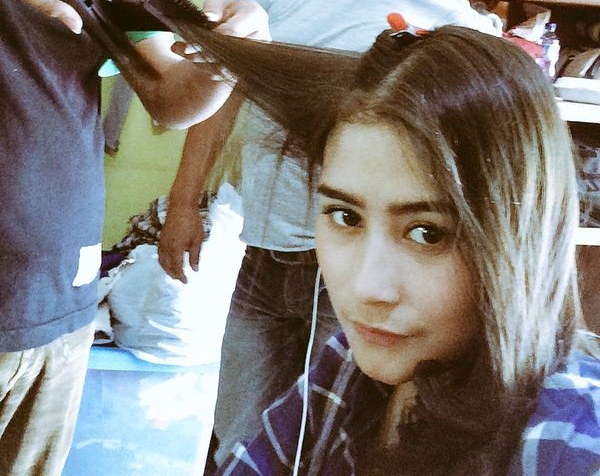 Prilly 'Super Girl' Latuconsina