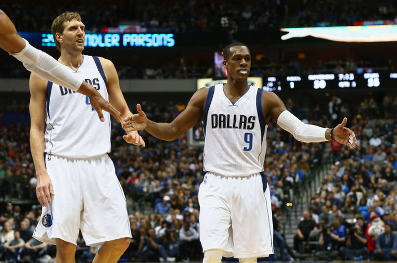Sinar Ellis Butakan Debut Rondo