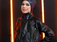 Gaya Hijab R&B Ala Indah Nevertari