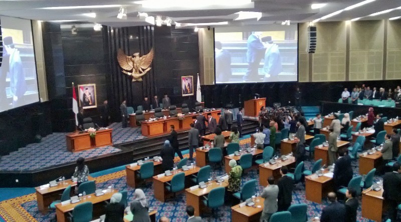 Mobil Dinas Baru Siap Dibagikan Untuk 106 Anggota DPRD