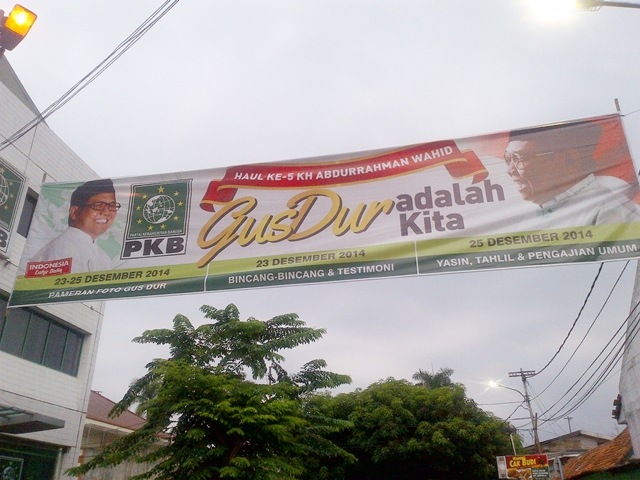 PKB Pasang Spanduk 