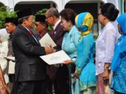 Utje Ch. Suganda, Ketua Relawan Sosial Terbaik