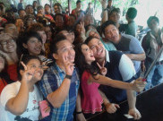 Narsis, Cita Citata Selfie Bareng Wartawan