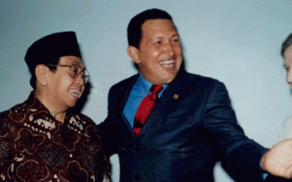 Gus Dur Lebih Memilih Hadiri Undangan Khitanan Dari Pada Acara Partai
