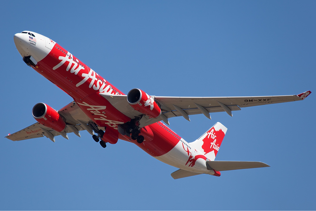 Tatang Kurniadi : Rumor Pesawat AirAsia QZ 8501 yang Ditemukan Tidak Benar
