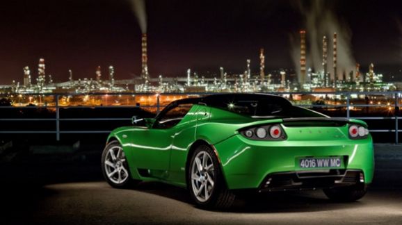 Tesla Roadster: Mobil Listrik Penjelajah Amerika