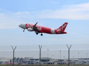 Mengharukan, Tiga Jenazah AirAsia QZ 8501 ini Saling Bergandengan Tangan