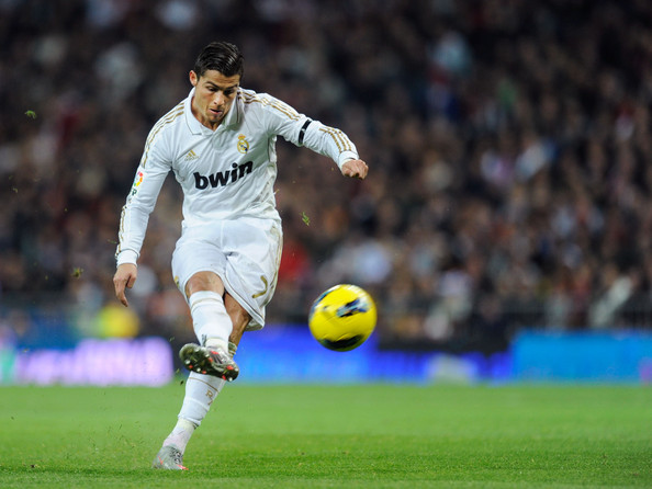 5 Maestro Freekick Terbaik di Dunia