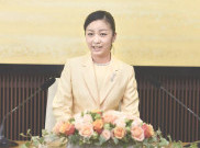 Putri Kekaisaran Jepang Keluar dari Istana