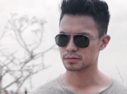 Fero Walandouw Sindir Kekasihnya di Twitter