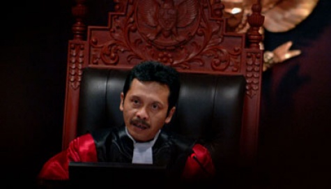 Harapan PDIP, Palguna dan Suharyoto Kembalikan Marwah MK