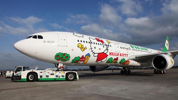 Pesawat Serba Hello Kitty Siap Terbang Antara Singapura dan Taiwan