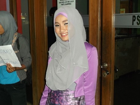 Meski Sibuk Bernyanyi, Fatin Shidqia Tetap Memilih Pendidikan