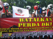 Puluhan Tukang Ojek Geruduk Balaikota dan DPRD